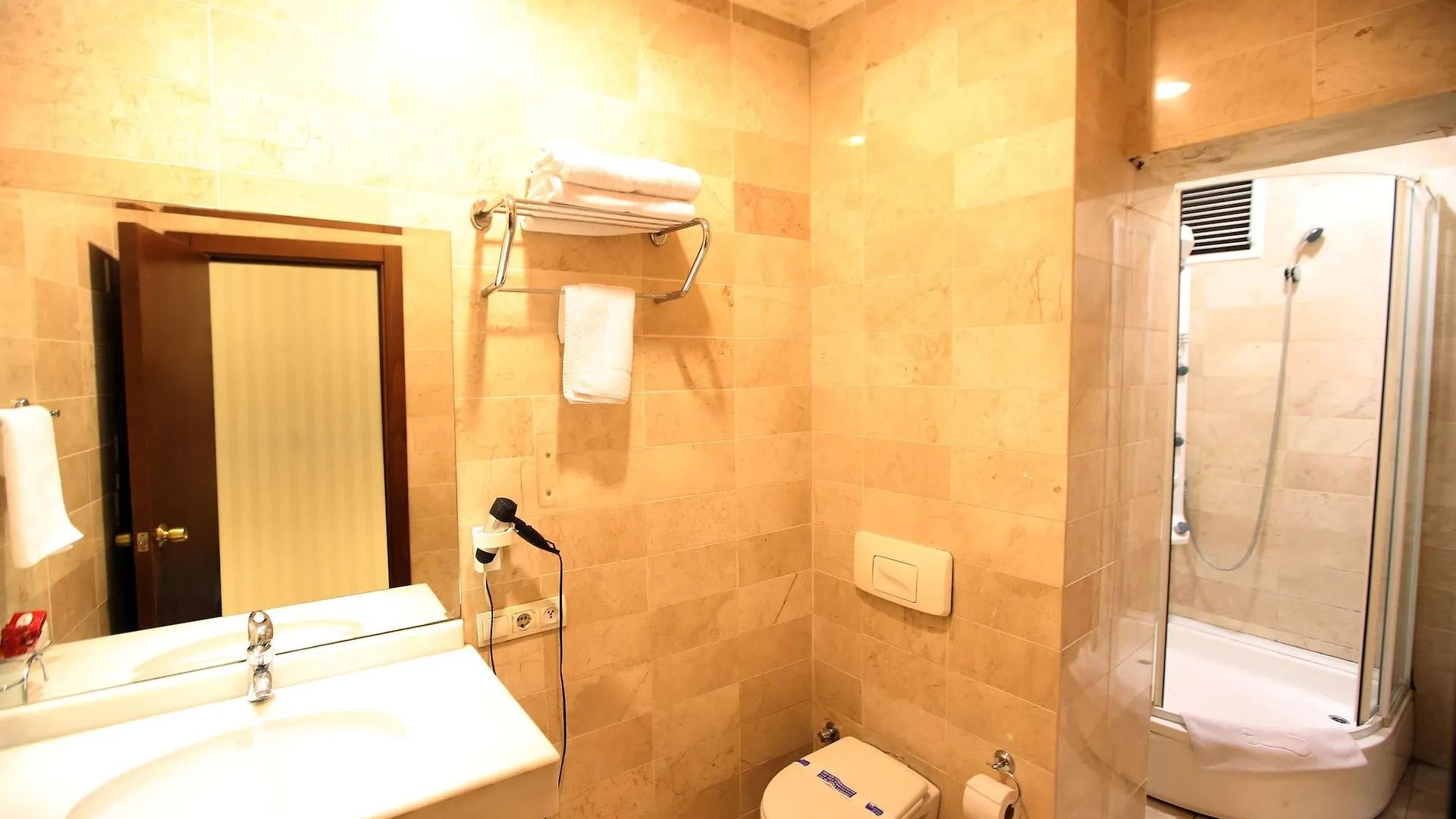 ***  Nil Hotel Istambul Turquie