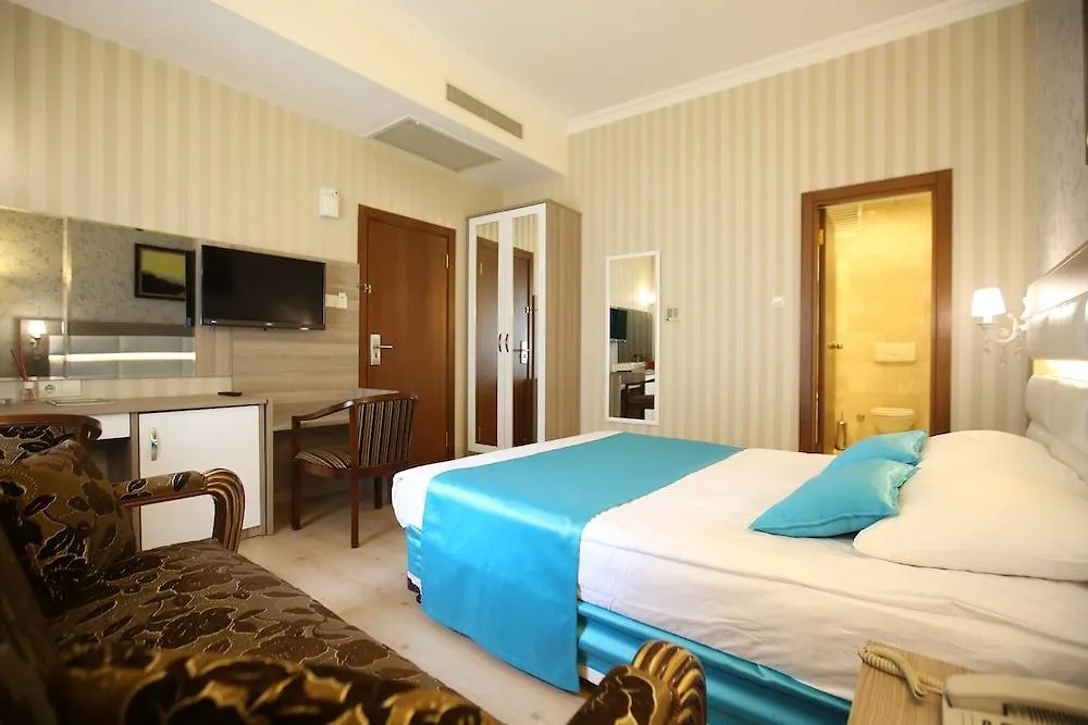 Nil Hotel Istanbul 3*,