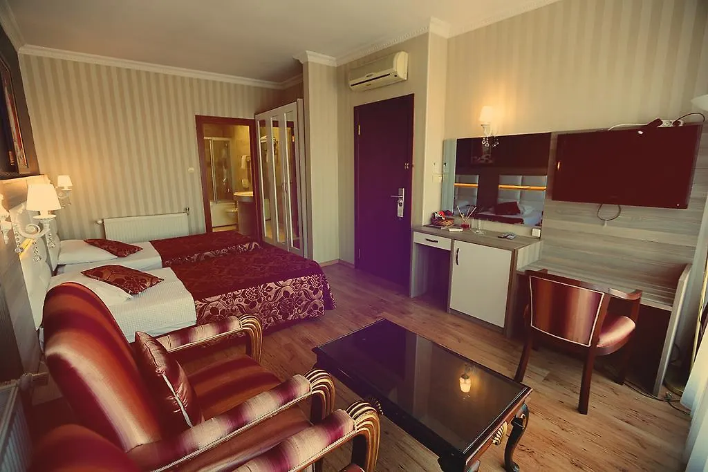 Nil Hotel Istambul 3*,